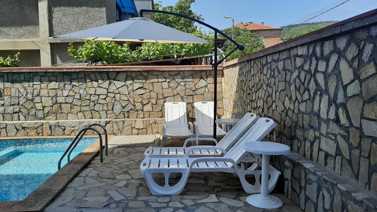 Family Hotel Favourite Obzor Exteriör bild